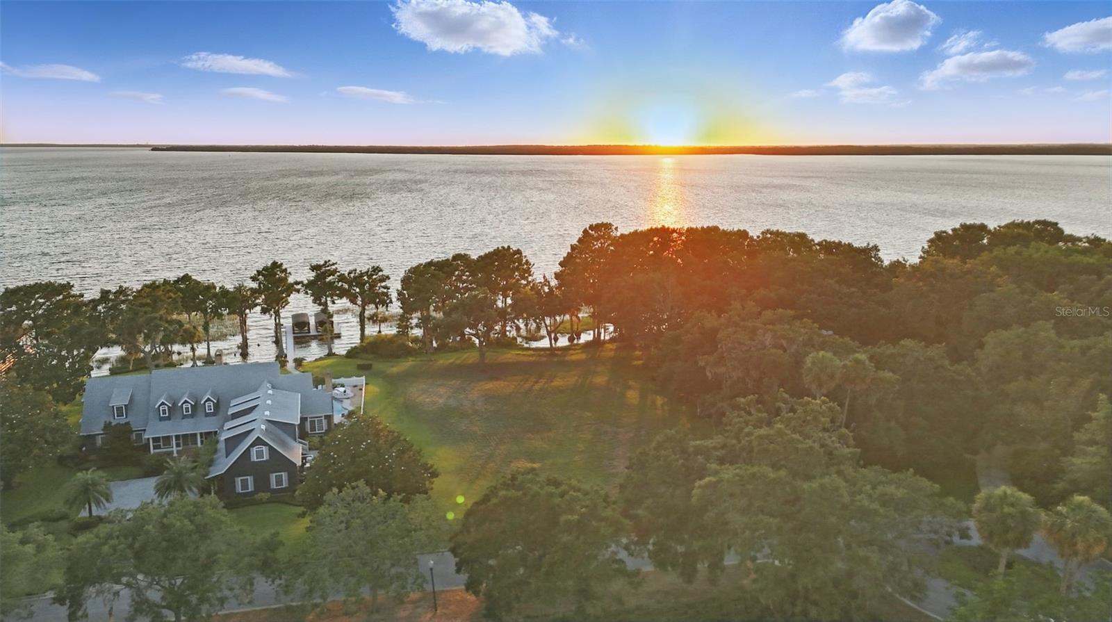 1150 PENINSULA DR, TAVARES, FL, 32778