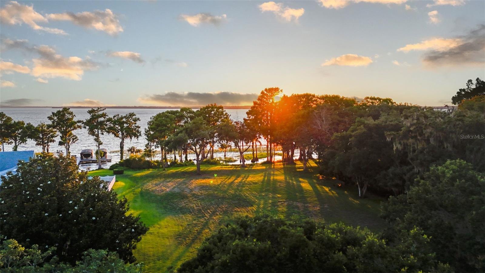 1150 PENINSULA DR, TAVARES, FL, 32778