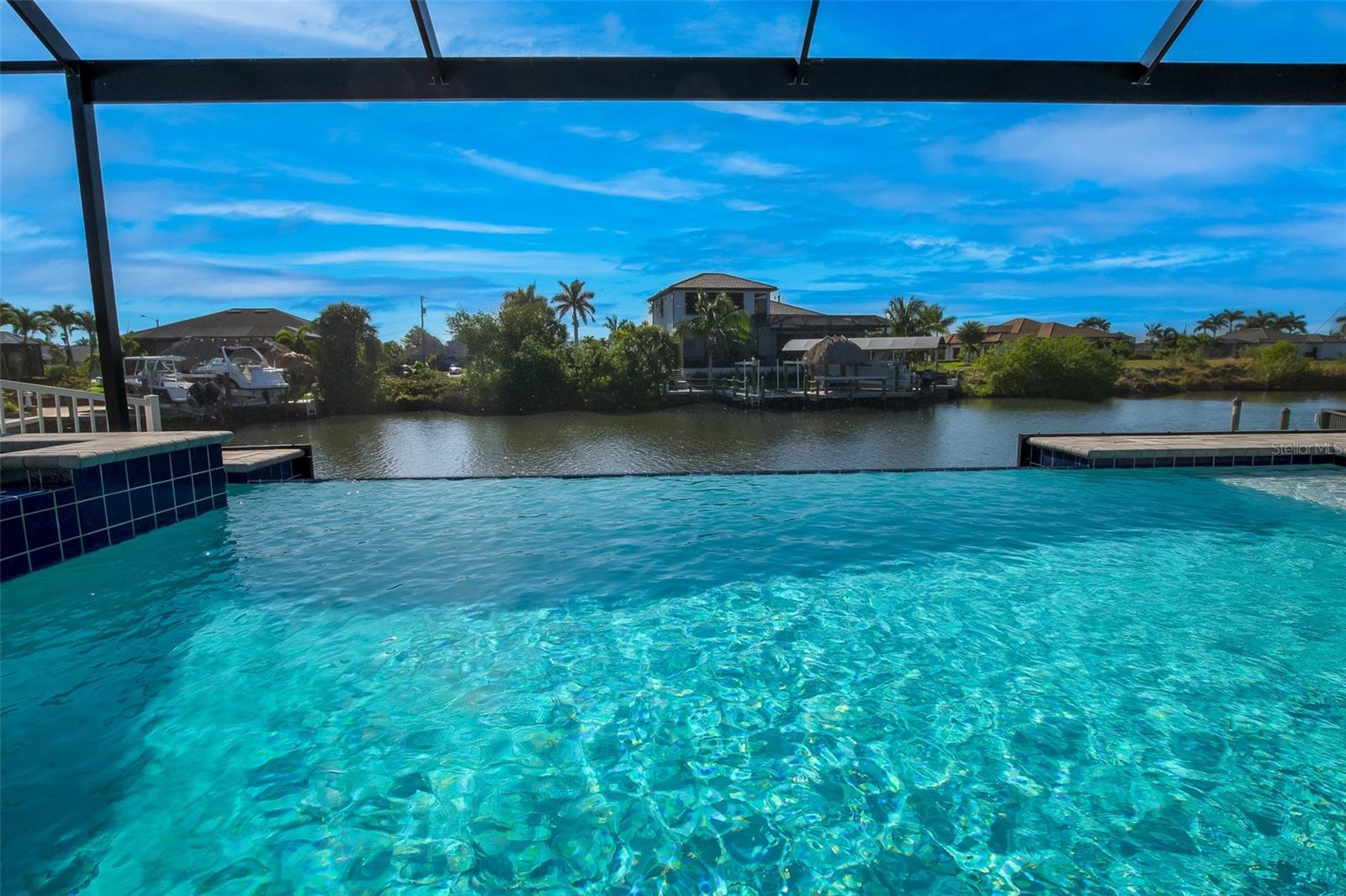 8277 ABBY BROOKS CIR, WESLEY CHAPEL, FL, 33545