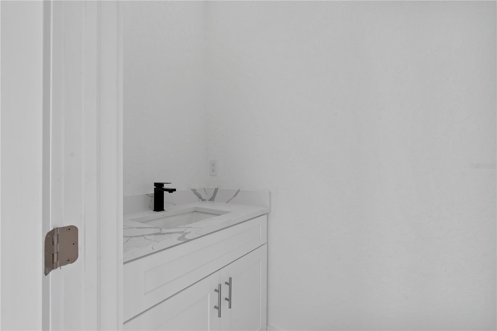 13438 MCINTOSH AVE, PORT CHARLOTTE, FL, 33981