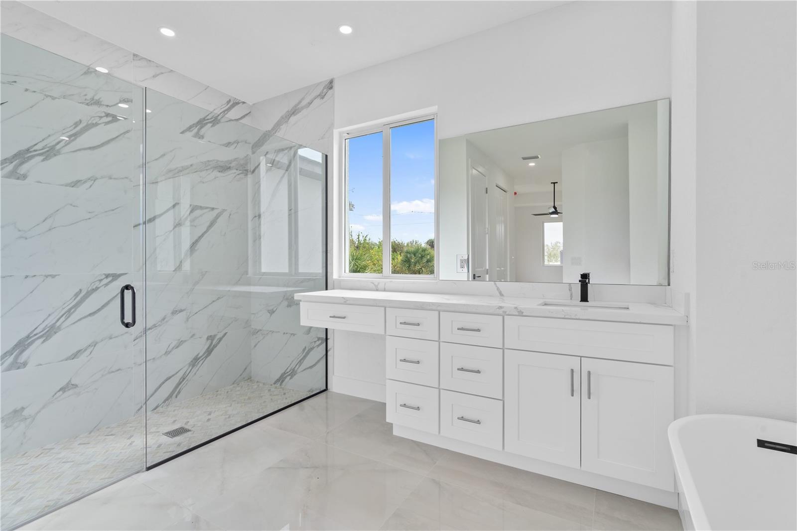 13438 MCINTOSH AVE, PORT CHARLOTTE, FL, 33981