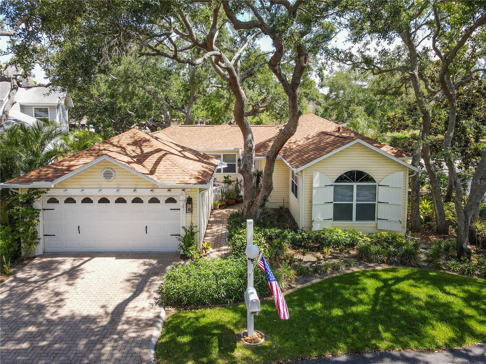 6402 23RD AVENUE DR W, BRADENTON, FL, 34209