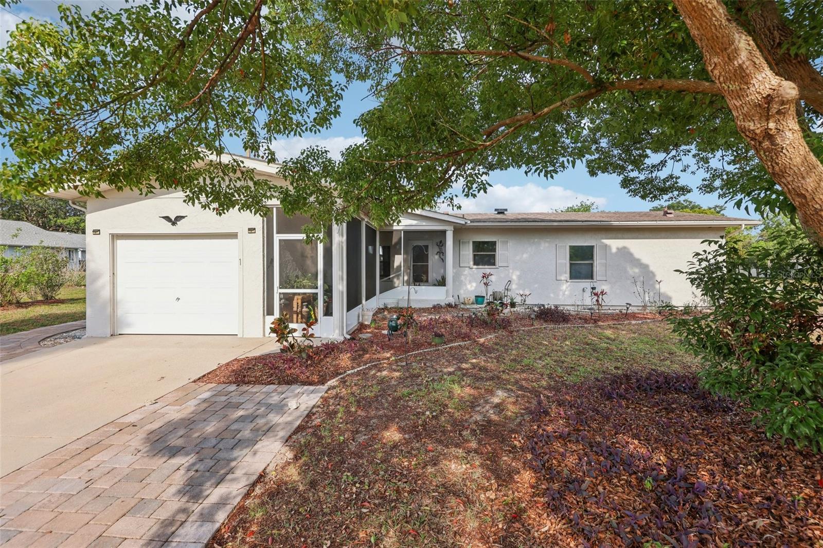 1 ABERDEEN CIR, LEESBURG, FL, 34788
