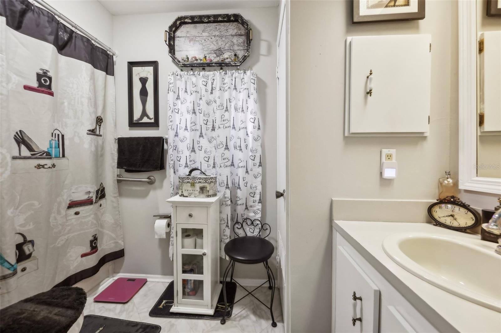 1 ABERDEEN CIR, LEESBURG, FL, 34788