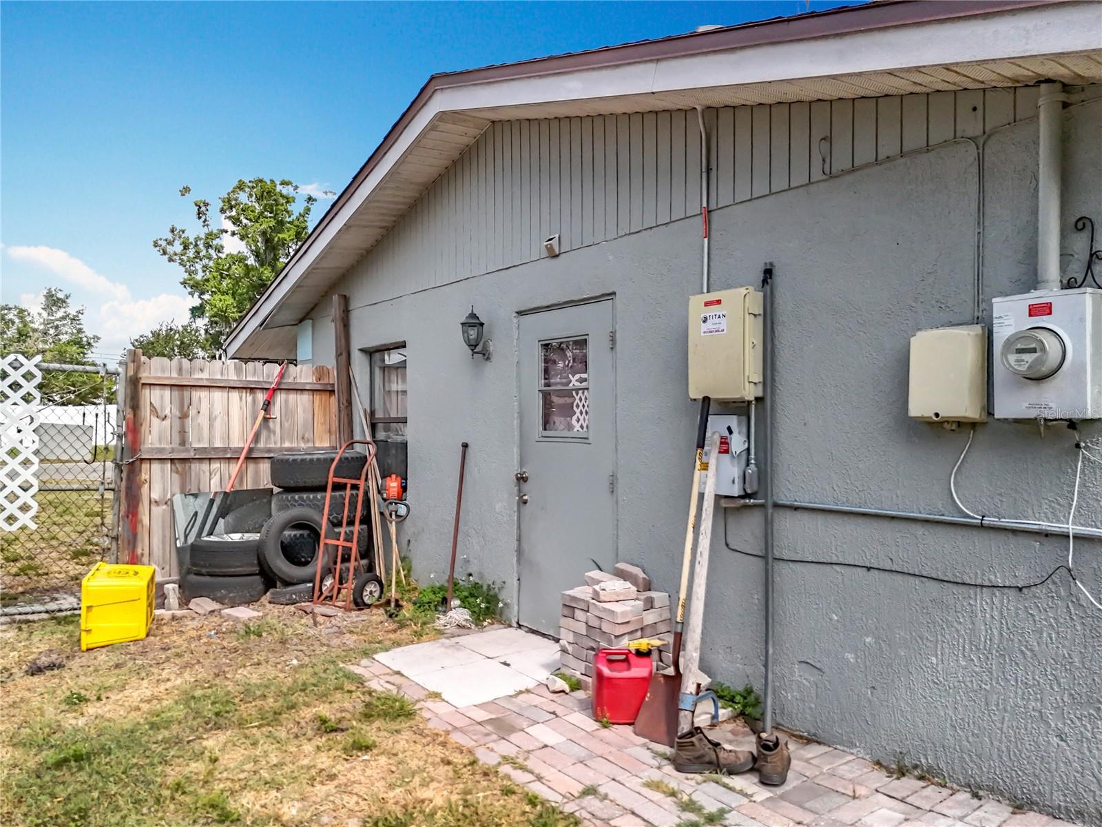 2571 EDMOND CIR, AUBURNDALE, FL, 33823