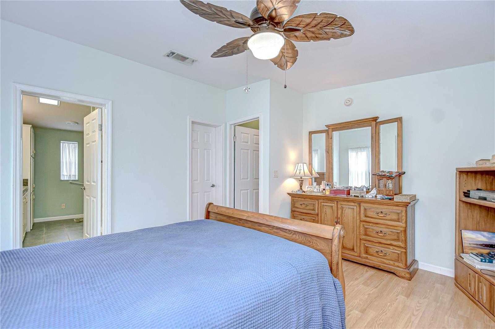 37642 LANDIS AVE, ZEPHYRHILLS, FL, 33541