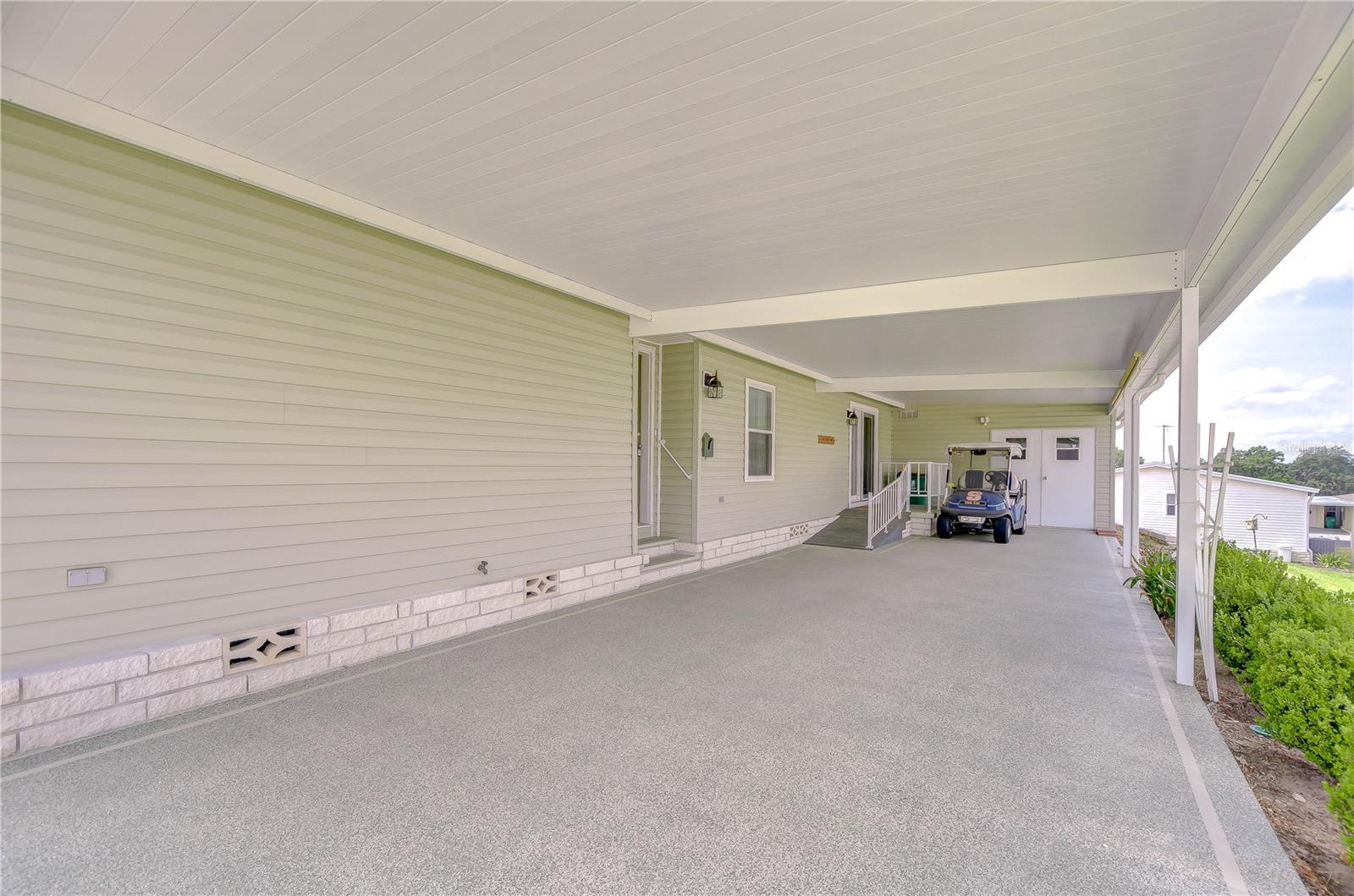 37642 LANDIS AVE, ZEPHYRHILLS, FL, 33541