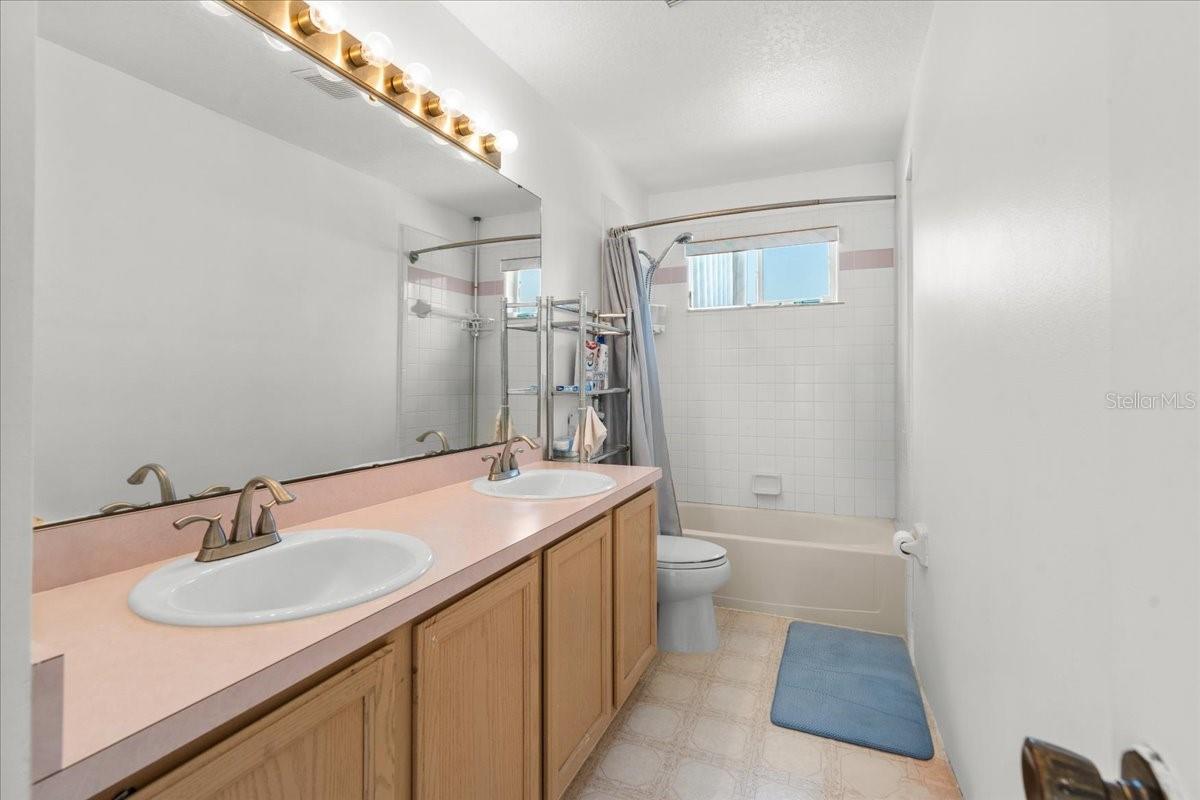 1240 FALCONCREST BLVD, APOPKA, FL, 32712