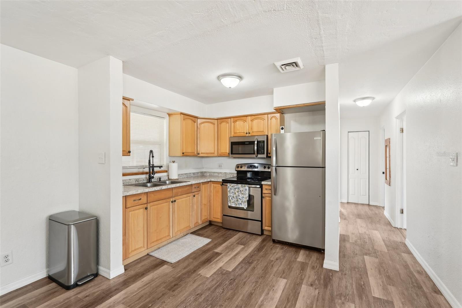 307 FRANCIS DR, APOLLO BEACH, FL, 33572