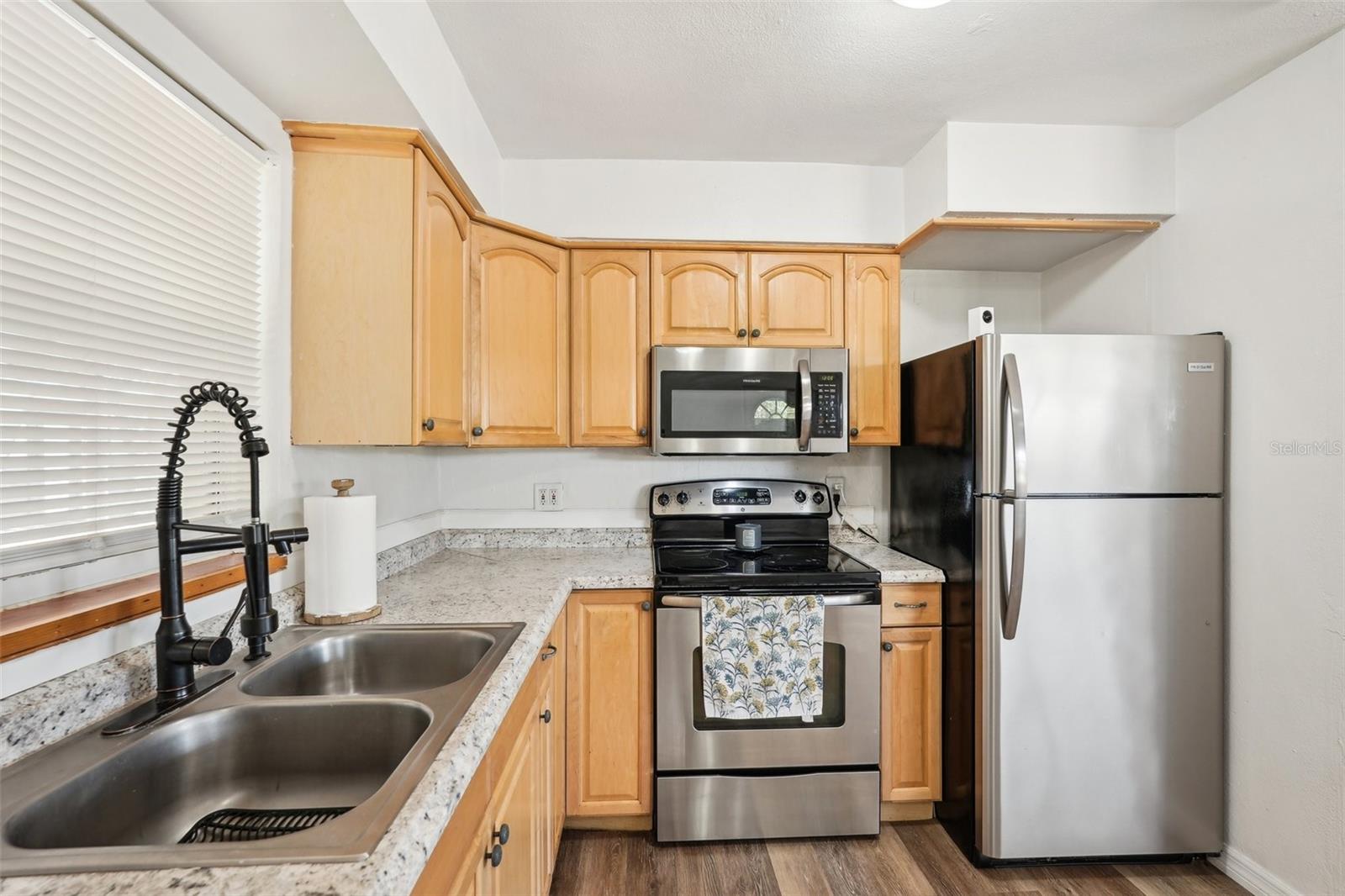 307 FRANCIS DR, APOLLO BEACH, FL, 33572