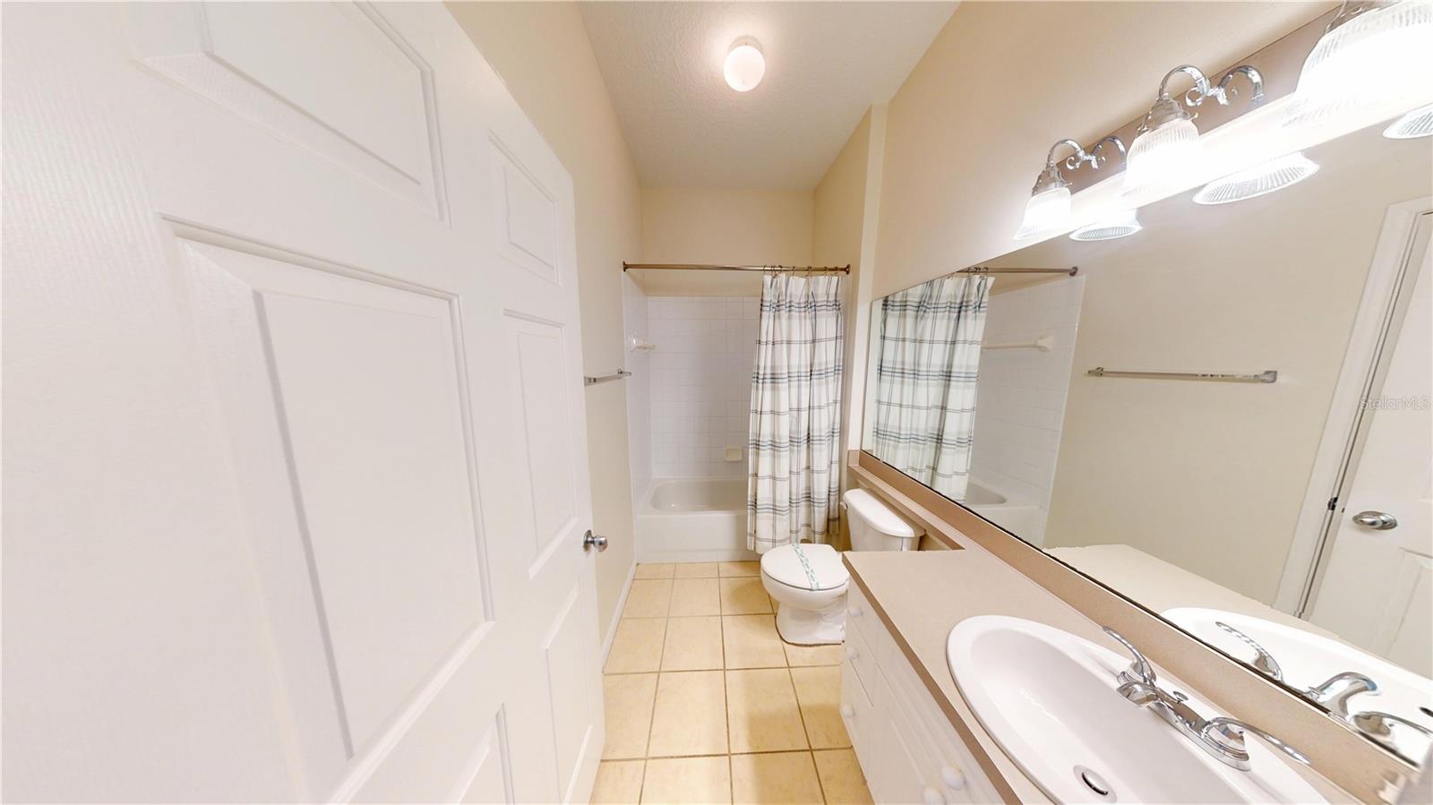 235 GOLDENRAIN DR #303, CELEBRATION, FL, 34747