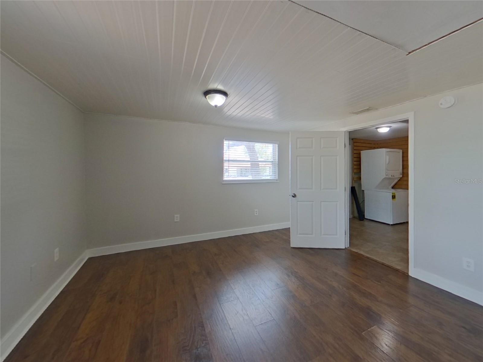 10719 CHEROKEE DR, ST PETERSBURG, FL, 33708