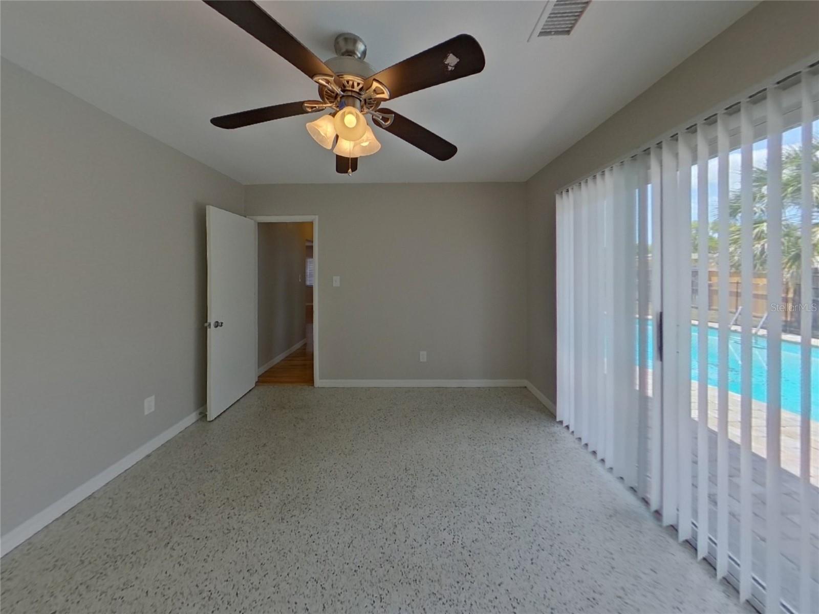 10719 CHEROKEE DR, ST PETERSBURG, FL, 33708