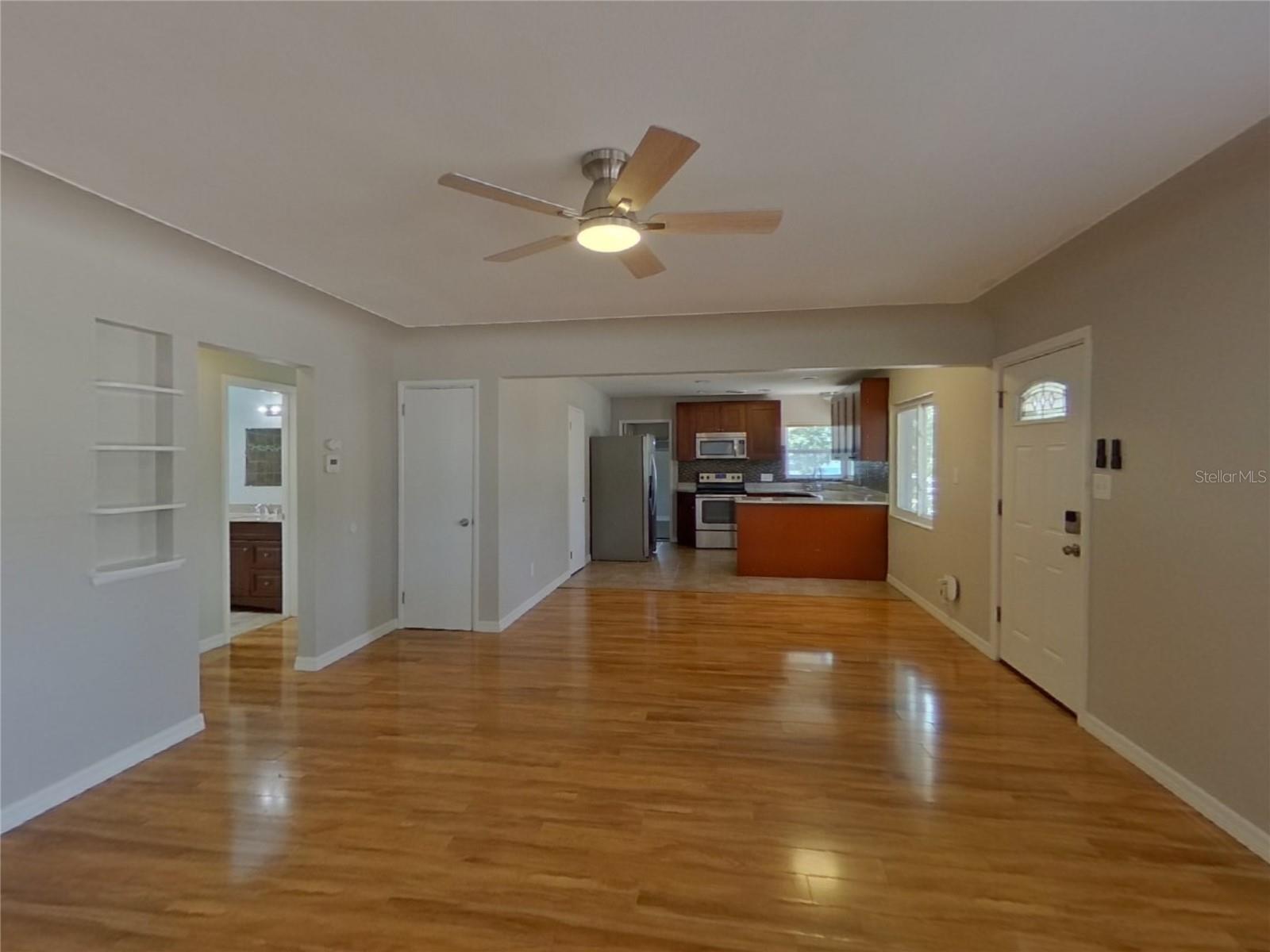 10719 CHEROKEE DR, ST PETERSBURG, FL, 33708