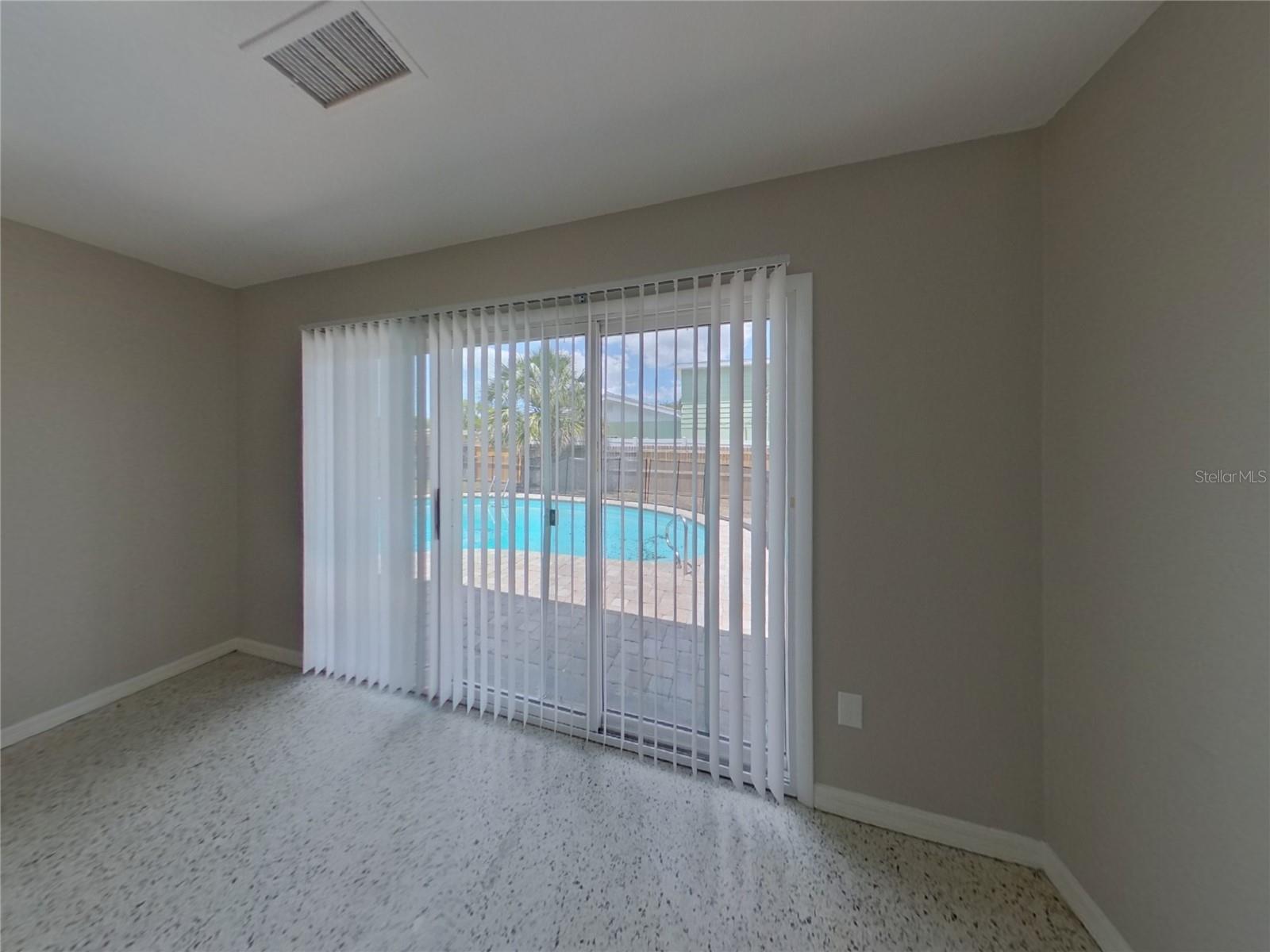 10719 CHEROKEE DR, ST PETERSBURG, FL, 33708