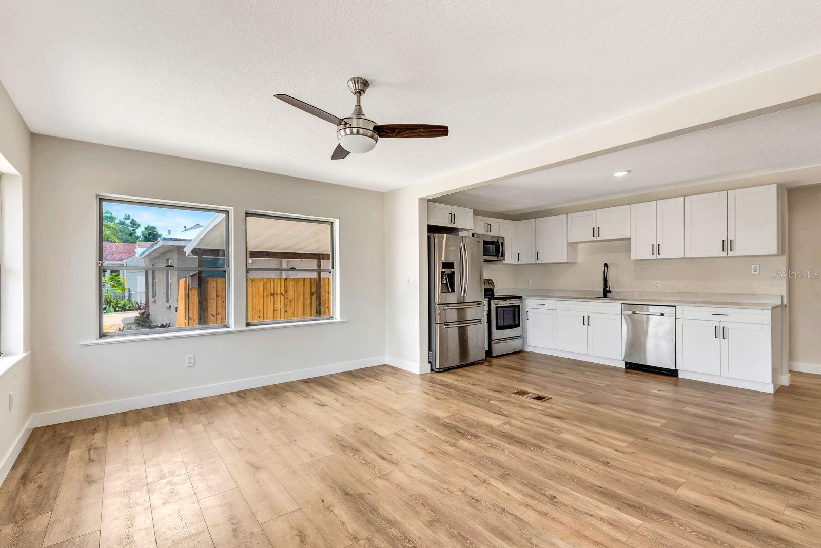 609 25TH AVE W, BRADENTON, FL, 34205