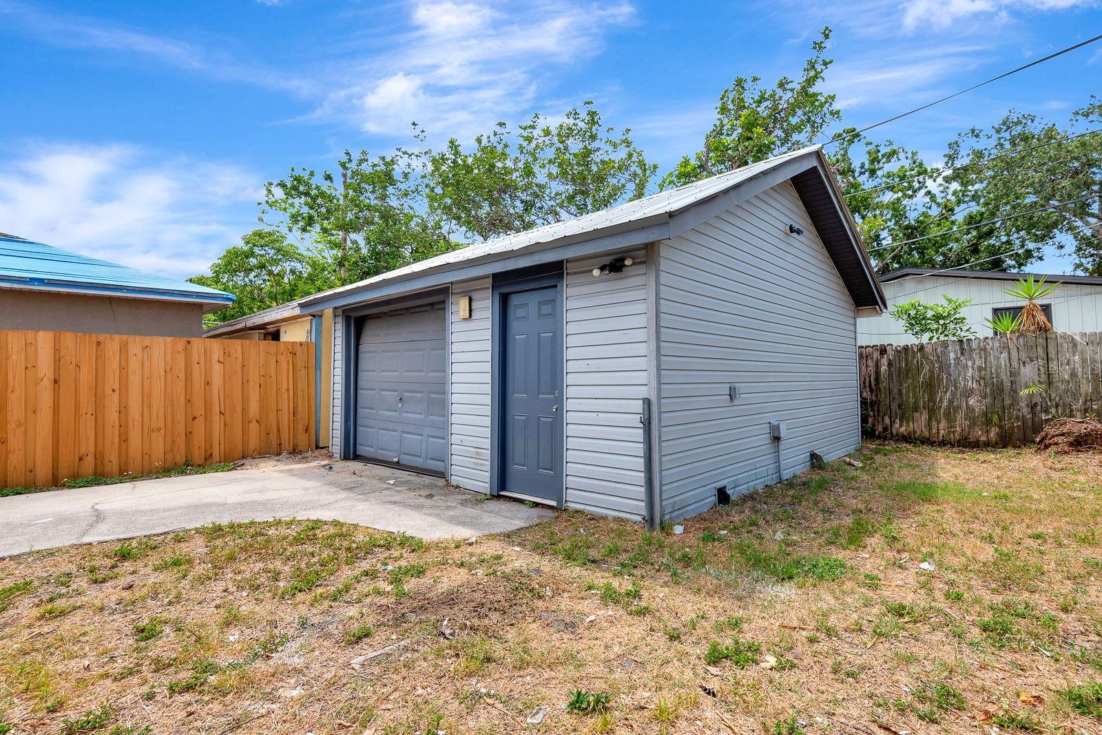 609 25TH AVE W, BRADENTON, FL, 34205