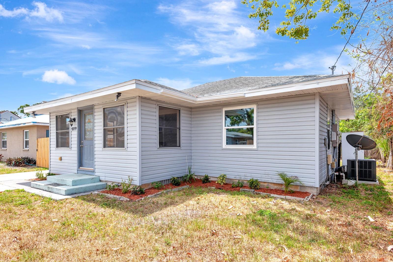 609 25TH AVE W, BRADENTON, FL, 34205