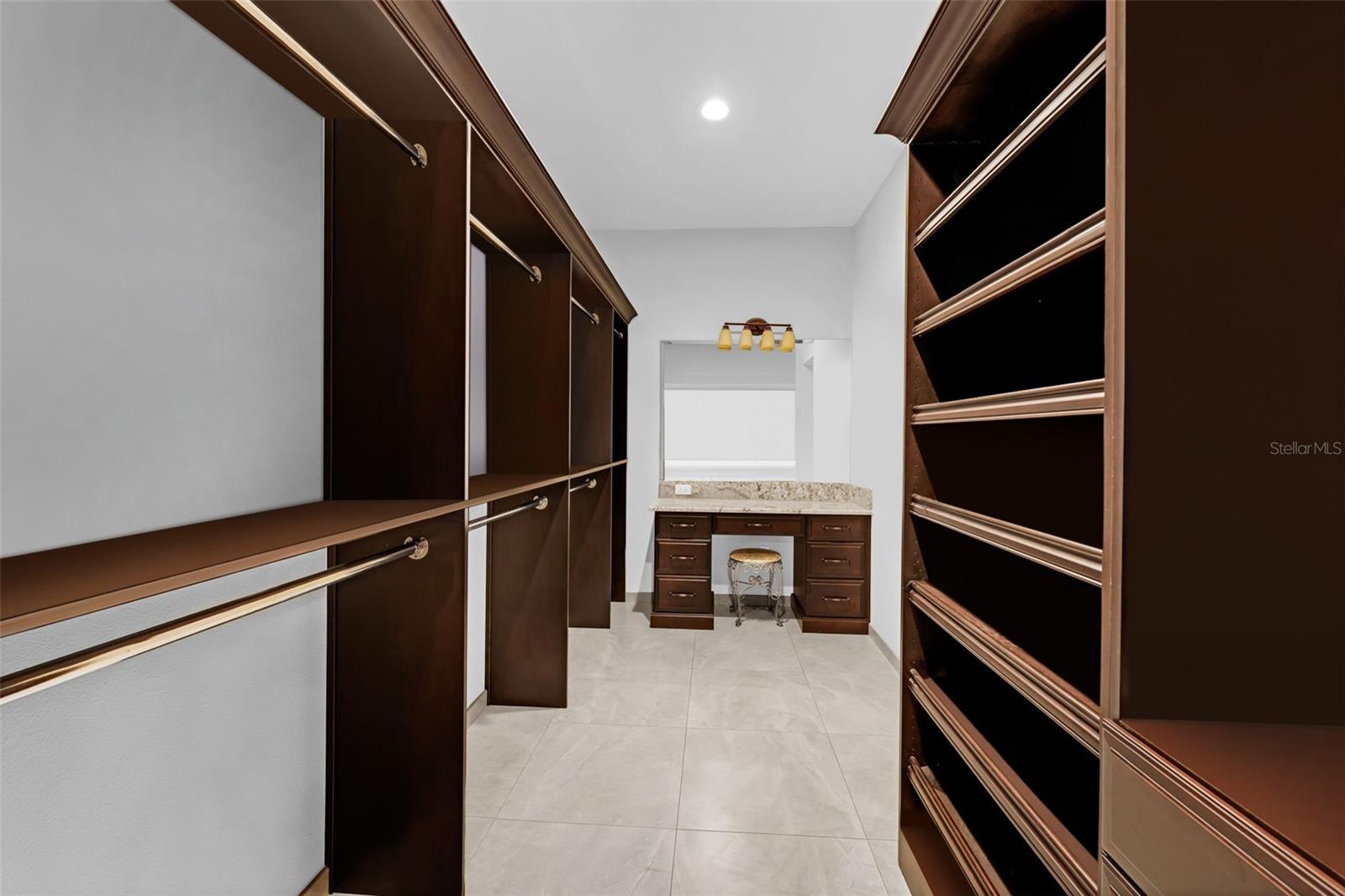 5655 OAK HOLLOW LN, OVIEDO, FL, 32765