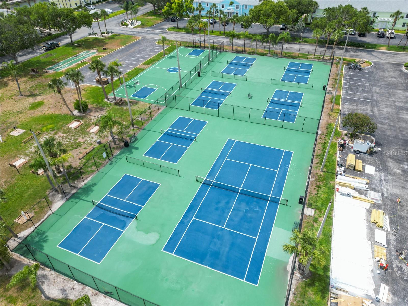 5012 STARFISH DR SE #B, ST PETERSBURG, FL, 33705