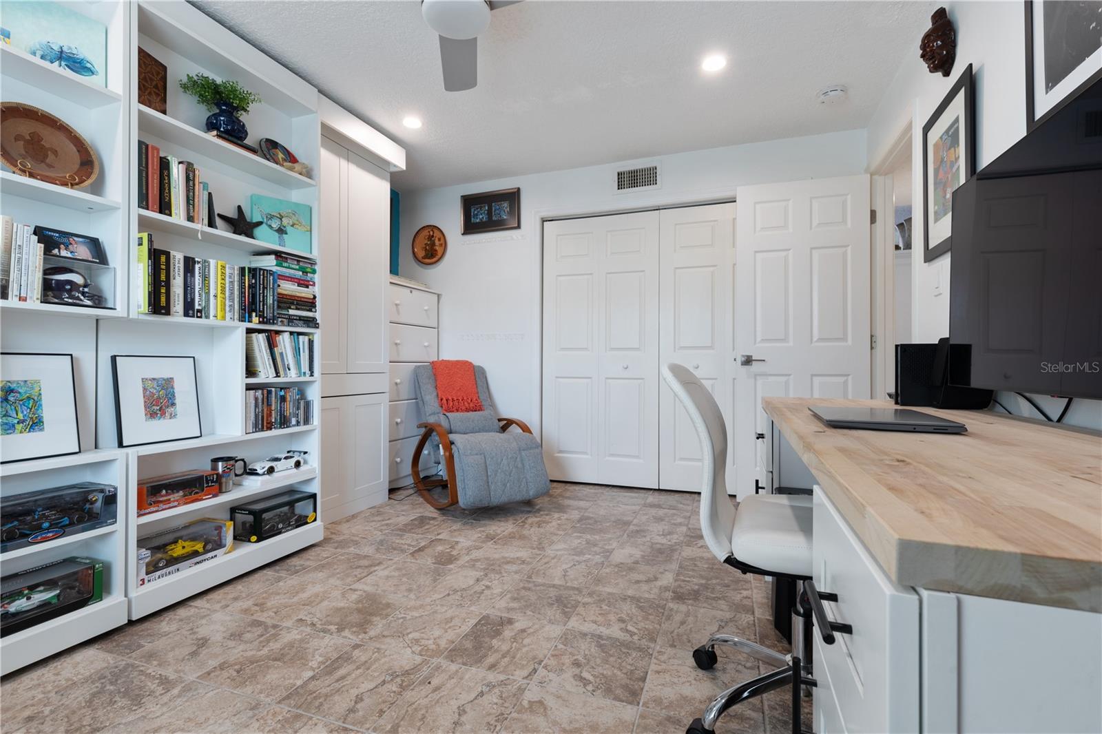 5012 STARFISH DR SE #B, ST PETERSBURG, FL, 33705