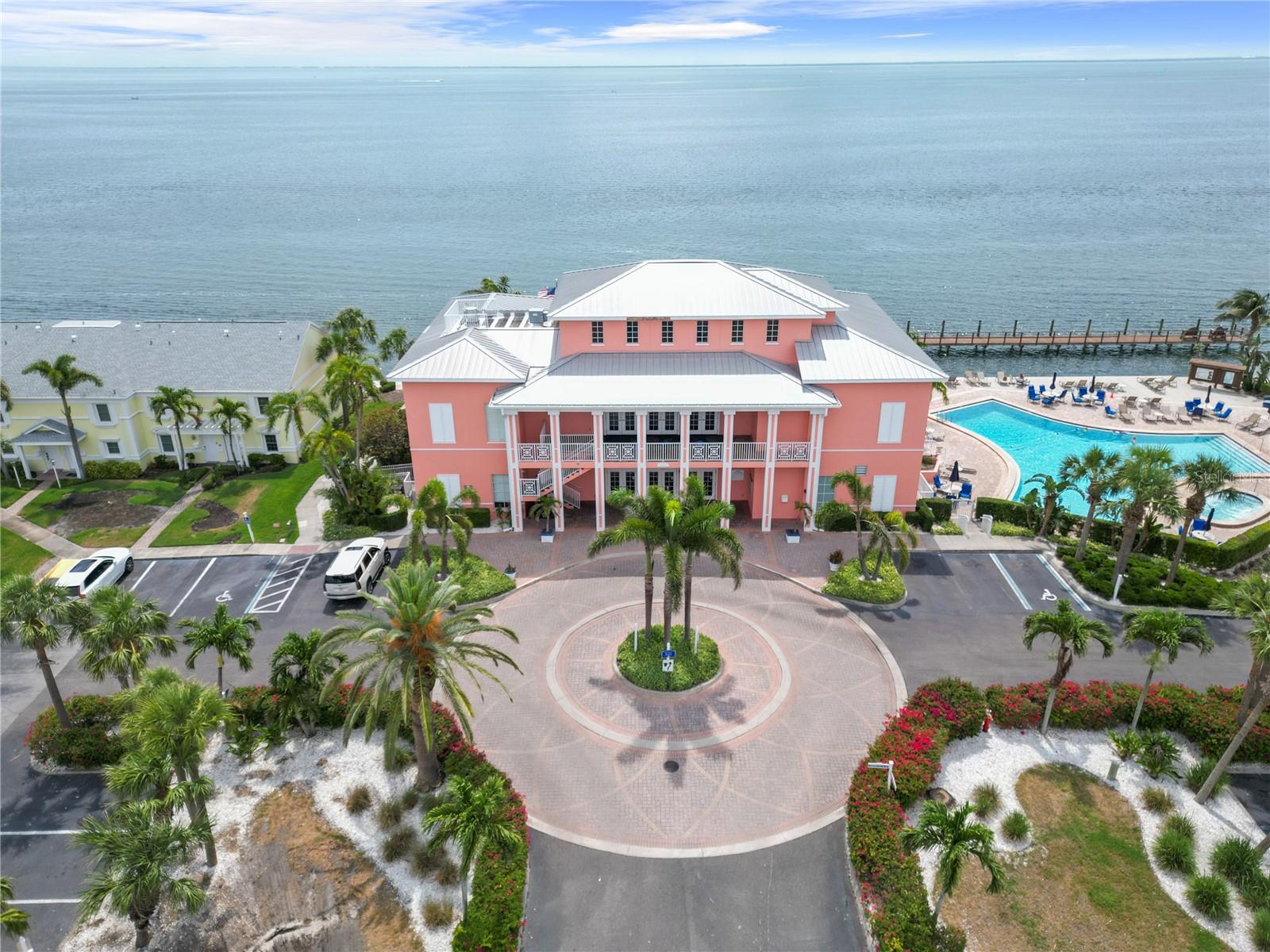 5012 STARFISH DR SE #B, ST PETERSBURG, FL, 33705