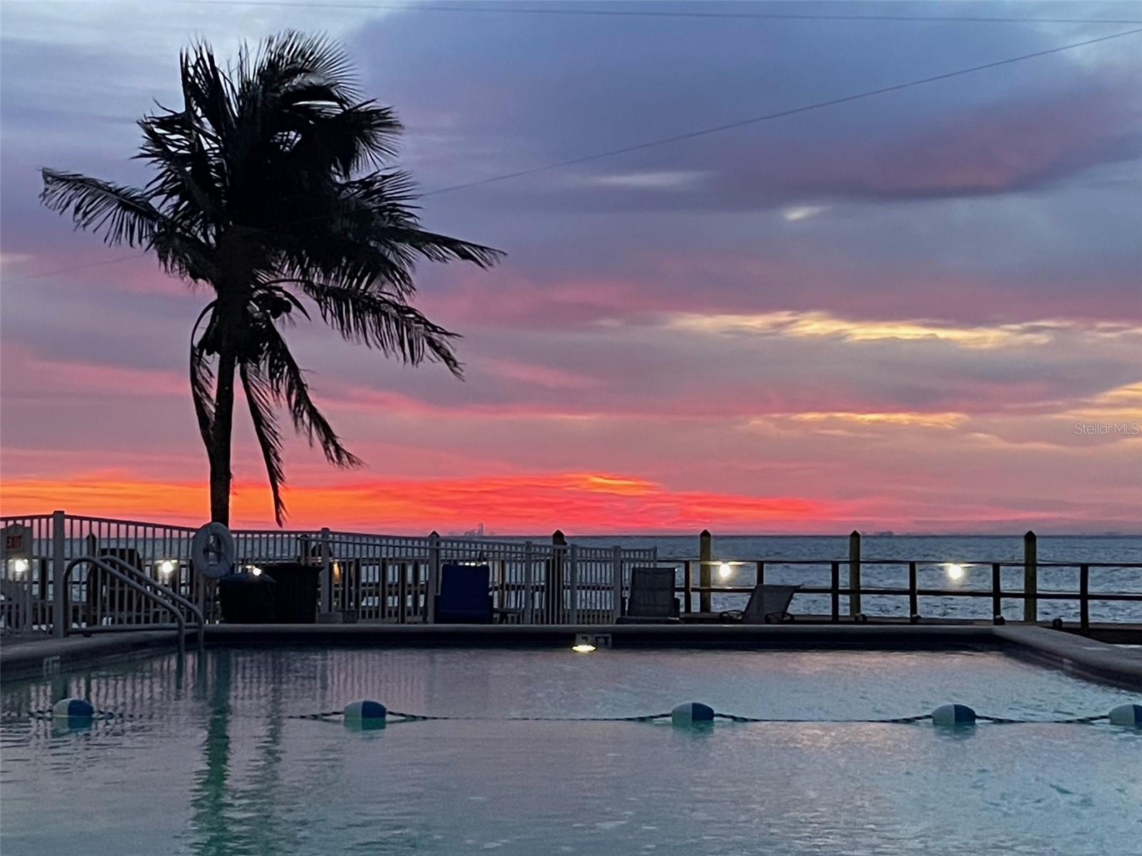 5012 STARFISH DR SE #B, ST PETERSBURG, FL, 33705