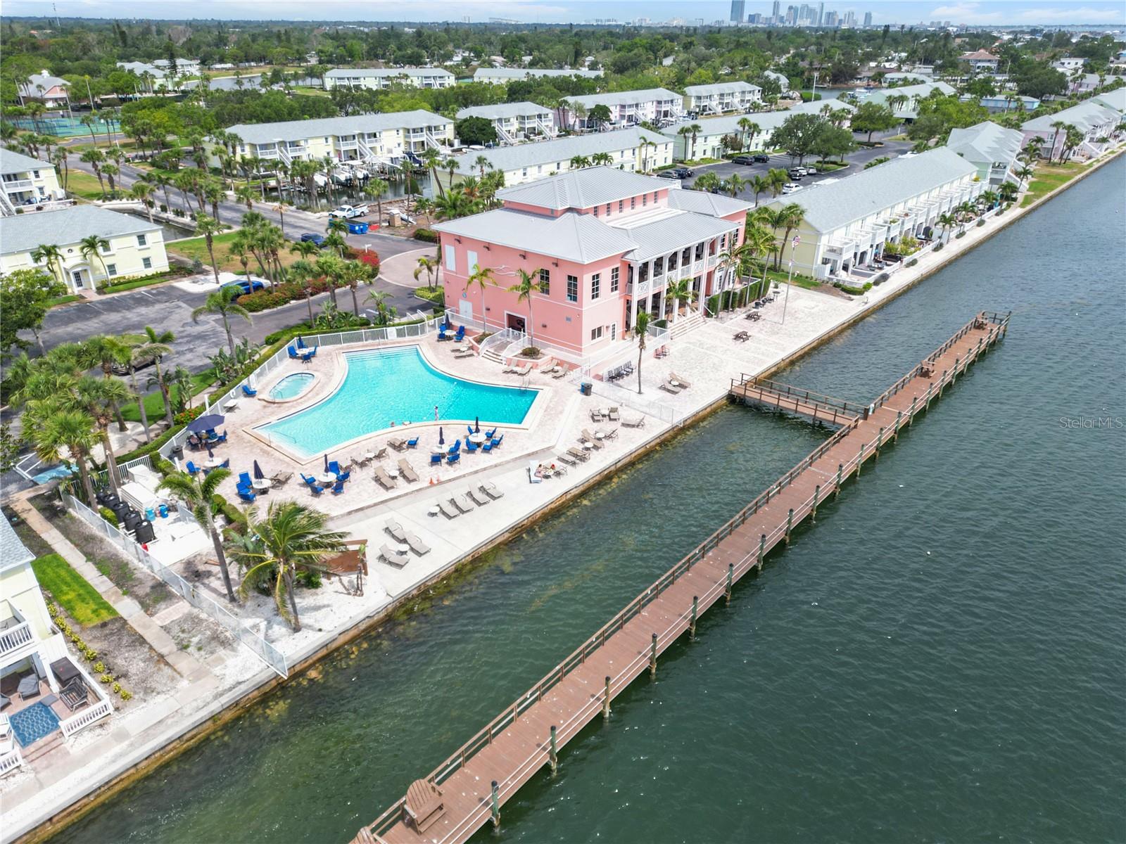 5012 STARFISH DR SE #B, ST PETERSBURG, FL, 33705