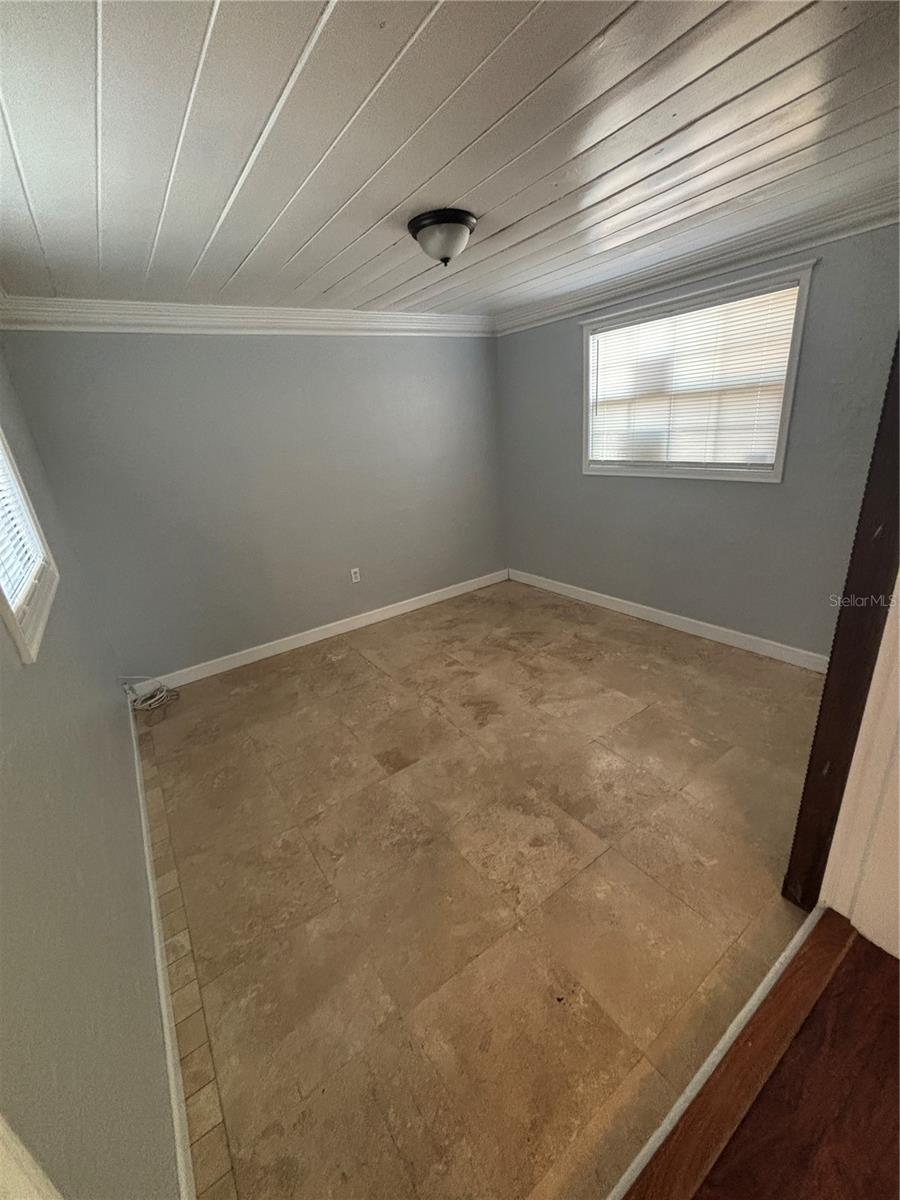 2500 47TH AVE N, ST PETERSBURG, FL, 33714