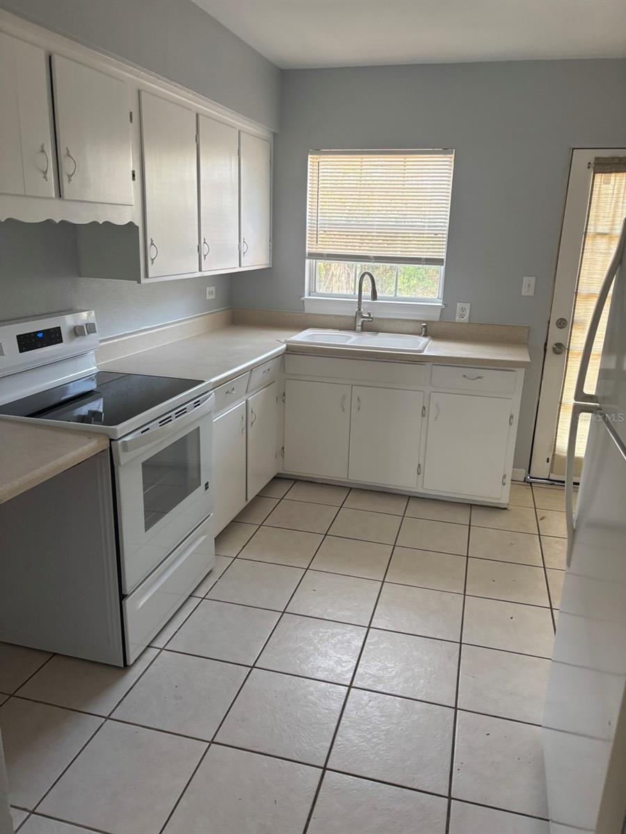 2500 47TH AVE N, ST PETERSBURG, FL, 33714