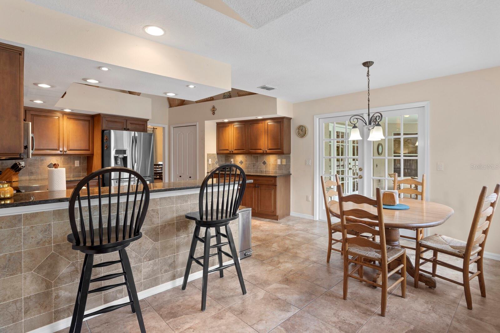 4311 W BEACH PARK DR, TAMPA, FL, 33609