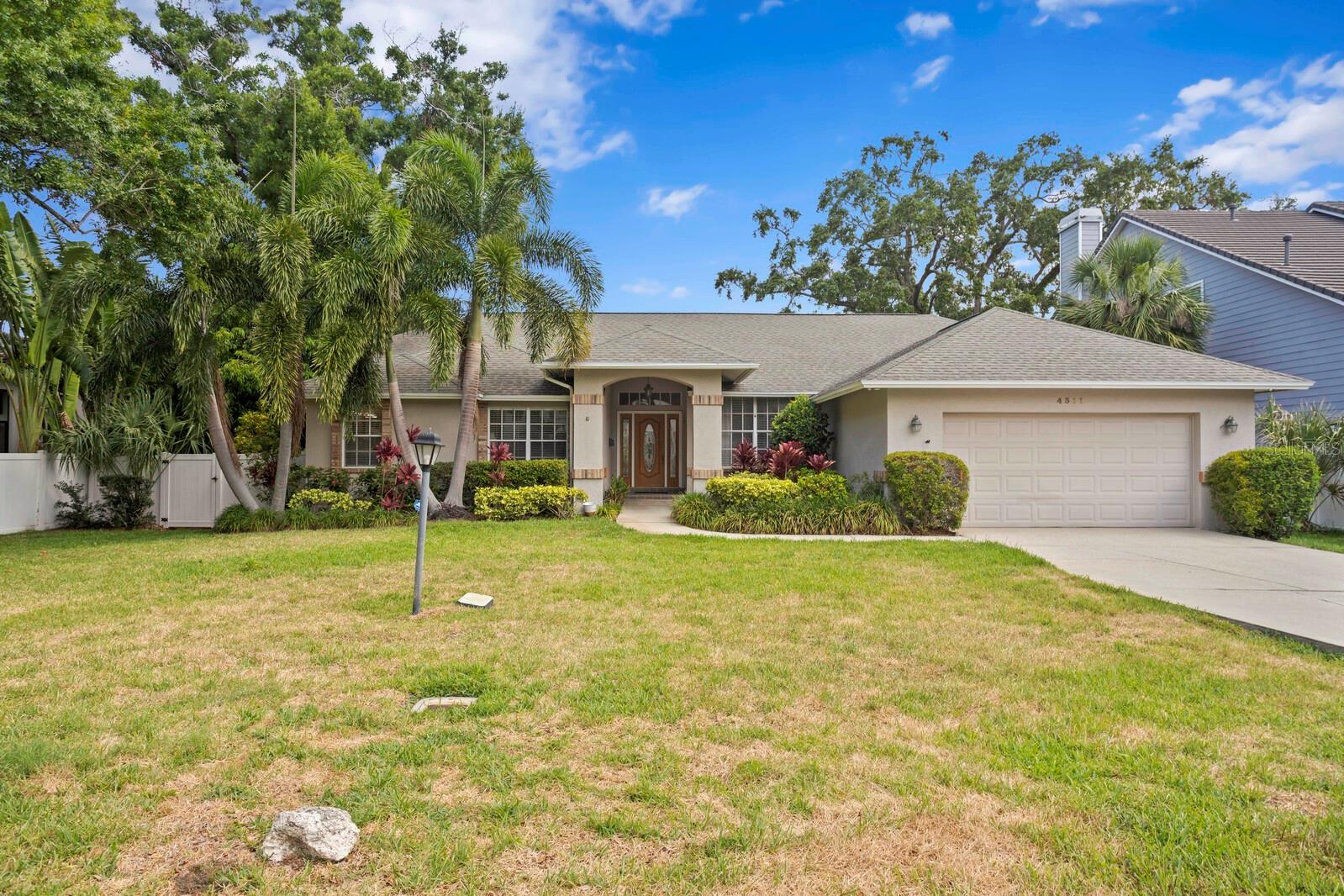 4311 W BEACH PARK DR, TAMPA, FL, 33609