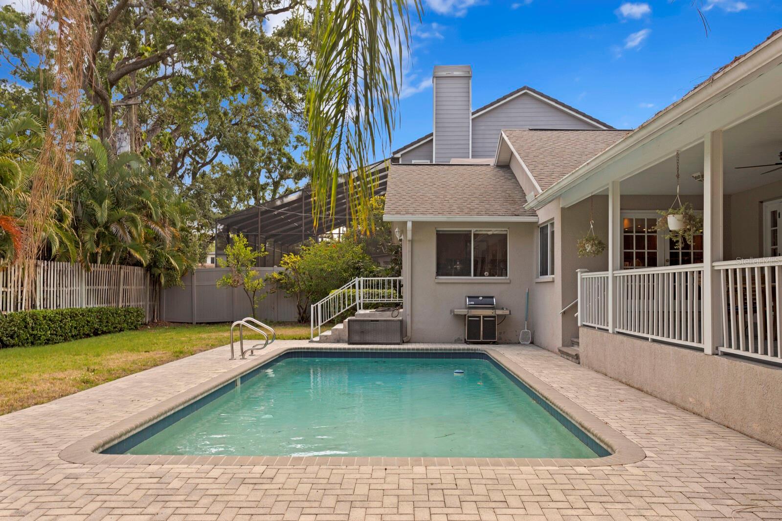 4311 W BEACH PARK DR, TAMPA, FL, 33609