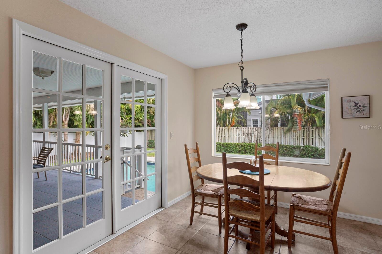 4311 W BEACH PARK DR, TAMPA, FL, 33609