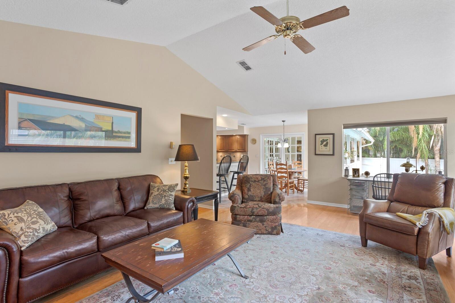 4311 W BEACH PARK DR, TAMPA, FL, 33609