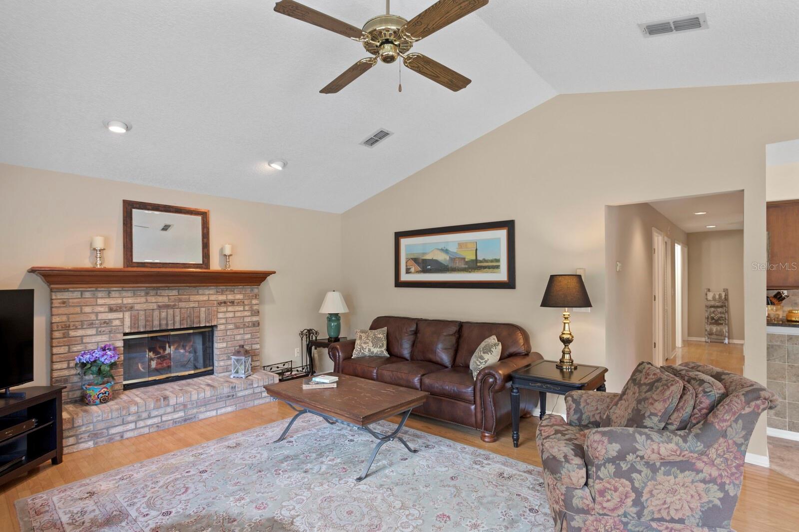 4311 W BEACH PARK DR, TAMPA, FL, 33609