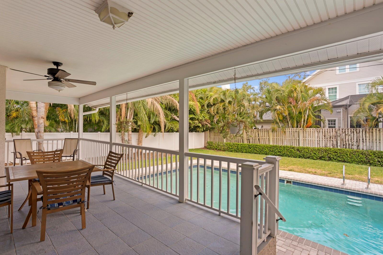 4311 W BEACH PARK DR, TAMPA, FL, 33609