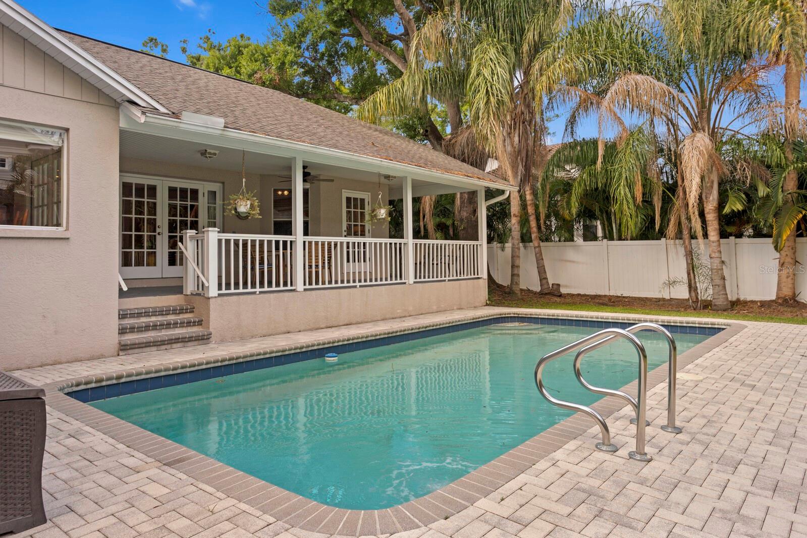 4311 W BEACH PARK DR, TAMPA, FL, 33609