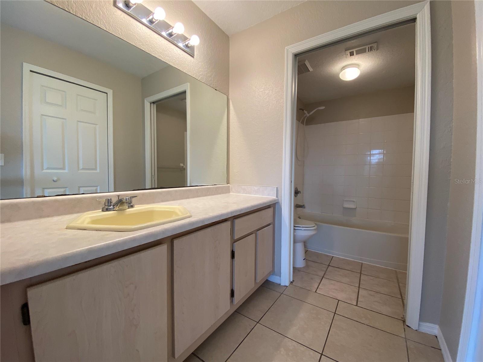 14025 FAIRWAY ISLAND DR #335, ORLANDO, FL, 32837