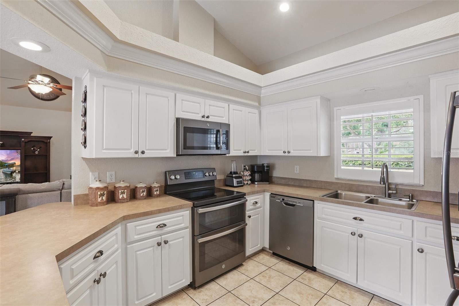 5865 ROSS CREEK RD, LAKELAND, FL, 33810