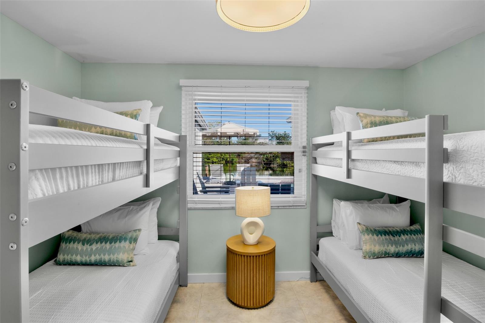 306 68TH ST, HOLMES BEACH, FL, 34217