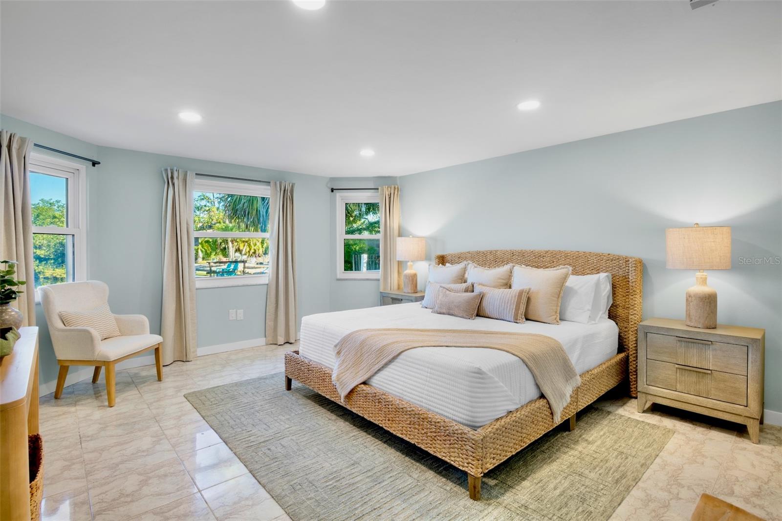 306 68TH ST, HOLMES BEACH, FL, 34217