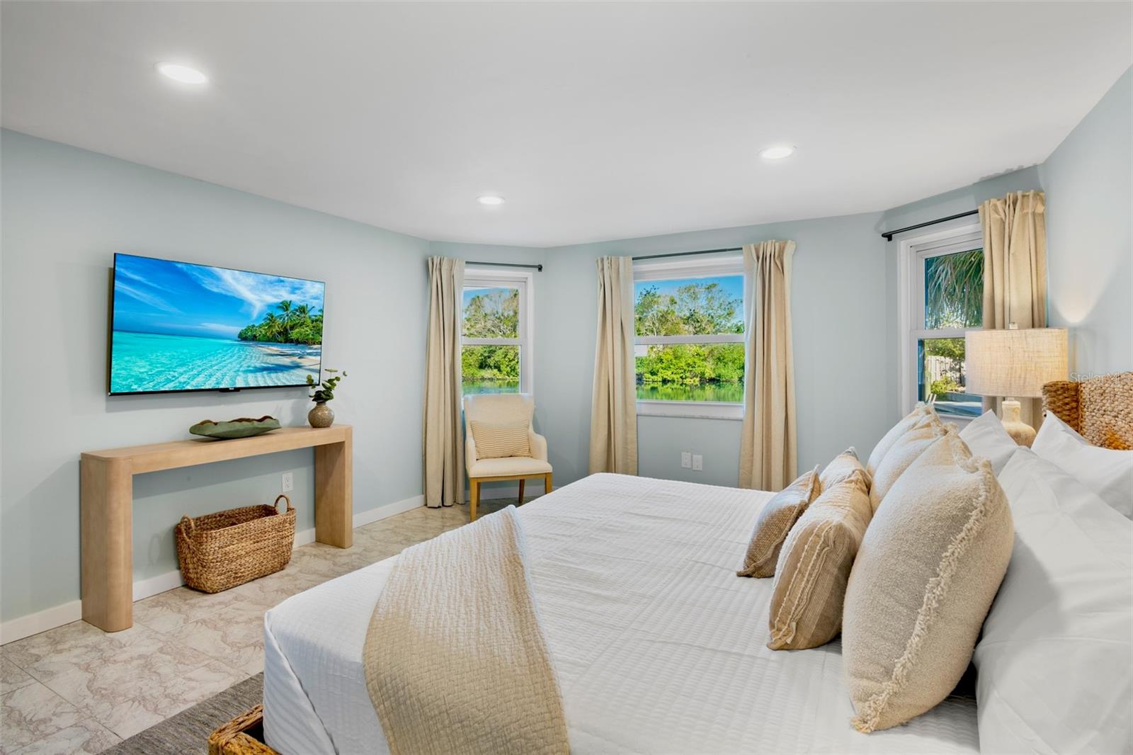 306 68TH ST, HOLMES BEACH, FL, 34217