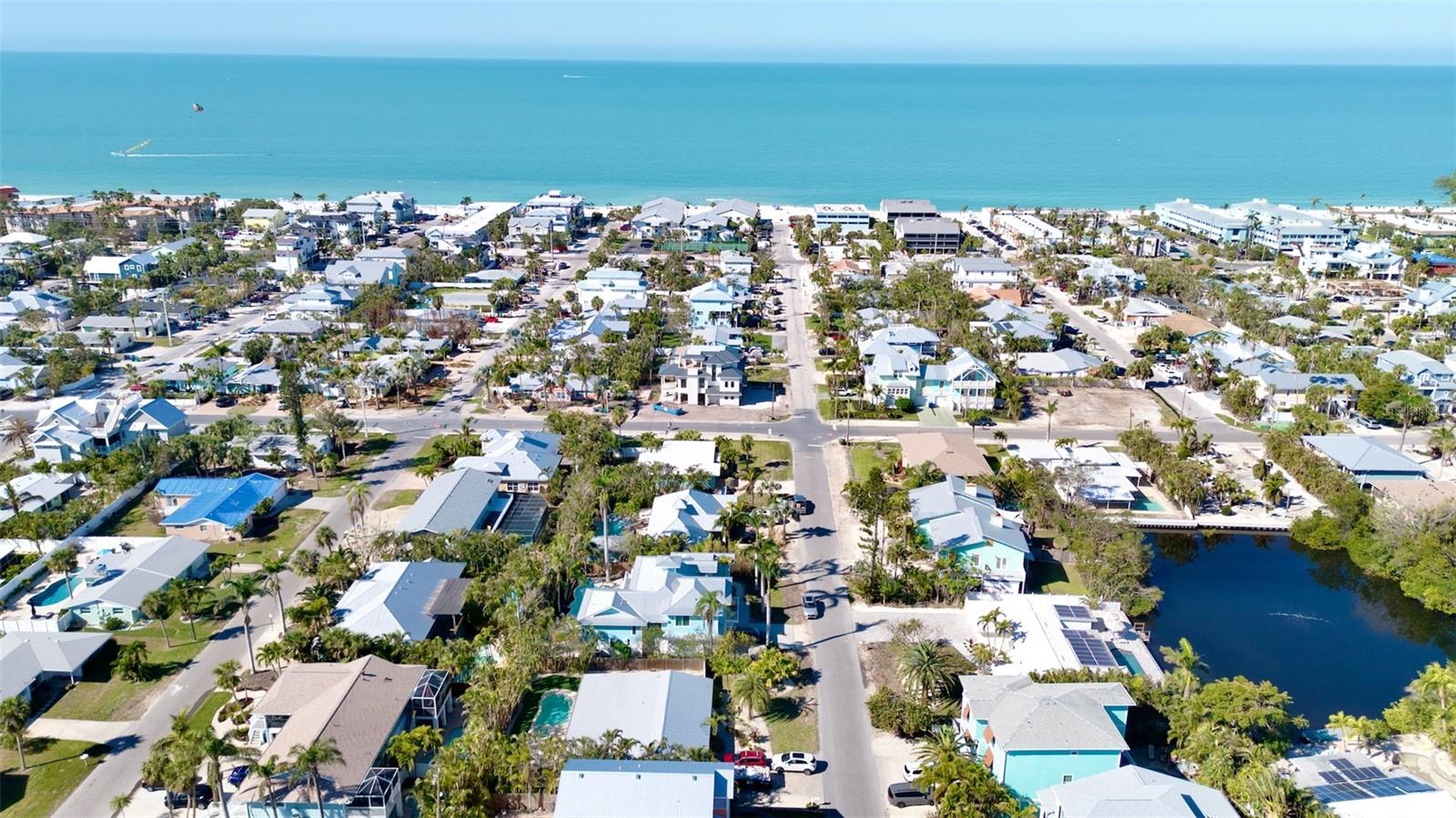 306 68TH ST, HOLMES BEACH, FL, 34217