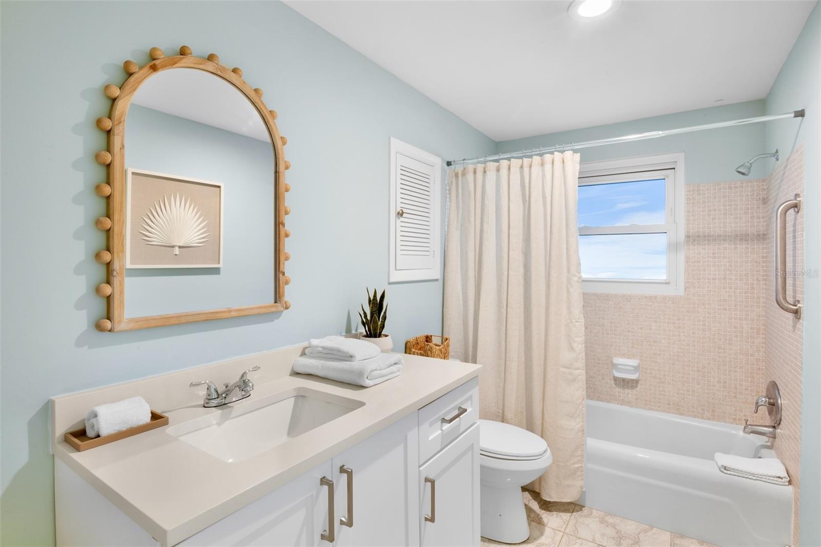 306 68TH ST, HOLMES BEACH, FL, 34217