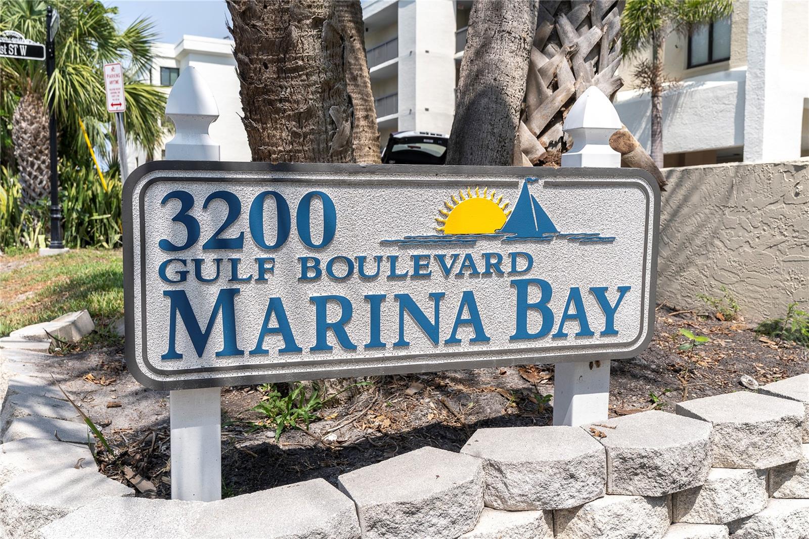 3200 GULF BLVD #202, ST PETE BEACH, FL, 33706