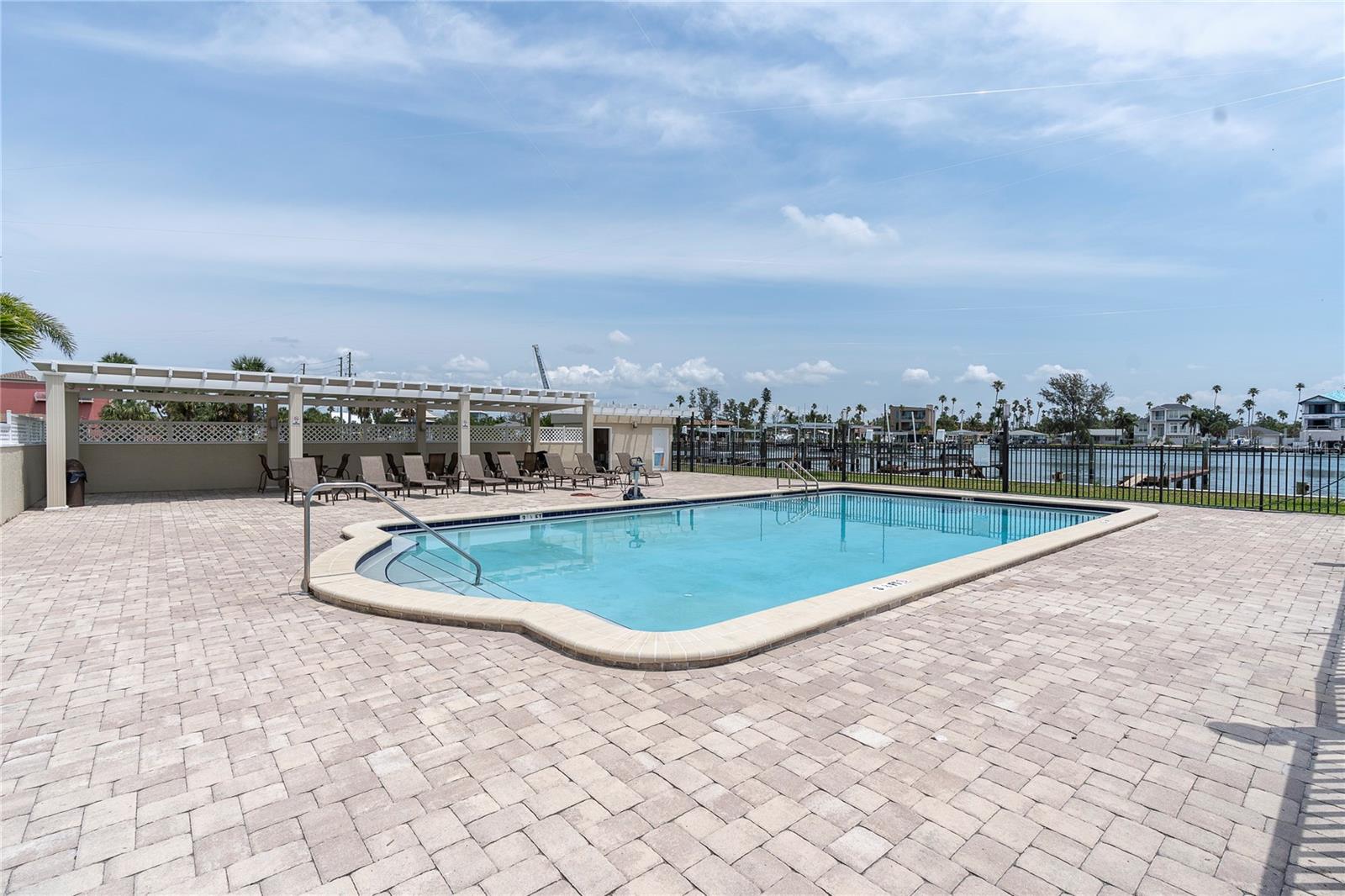 3200 GULF BLVD #202, ST PETE BEACH, FL, 33706