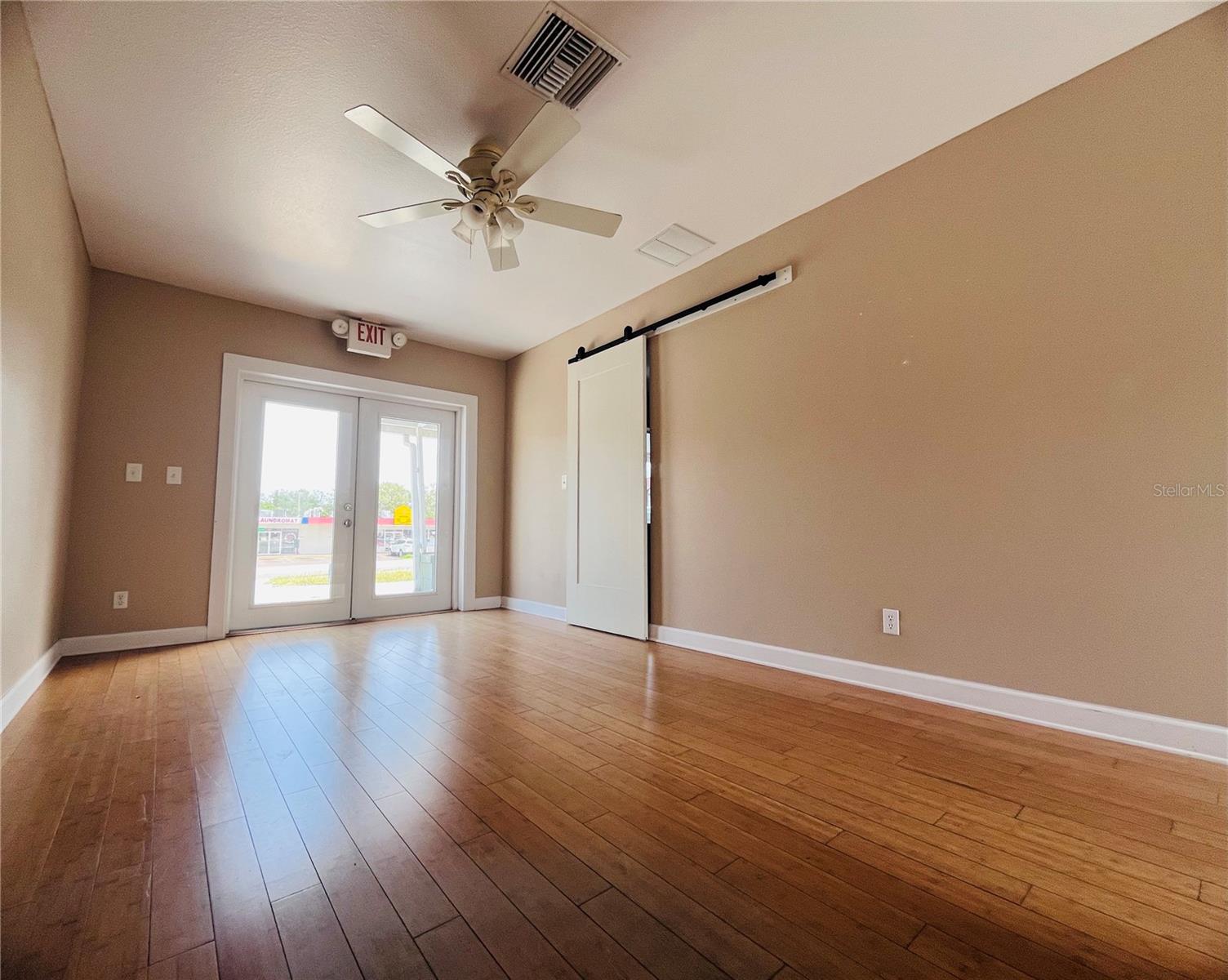 6050 MASSACHUSETTS AVE, NEW PORT RICHEY, FL, 34653