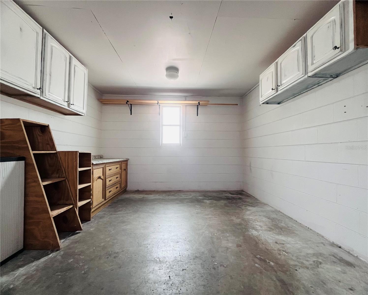 6050 MASSACHUSETTS AVE, NEW PORT RICHEY, FL, 34653