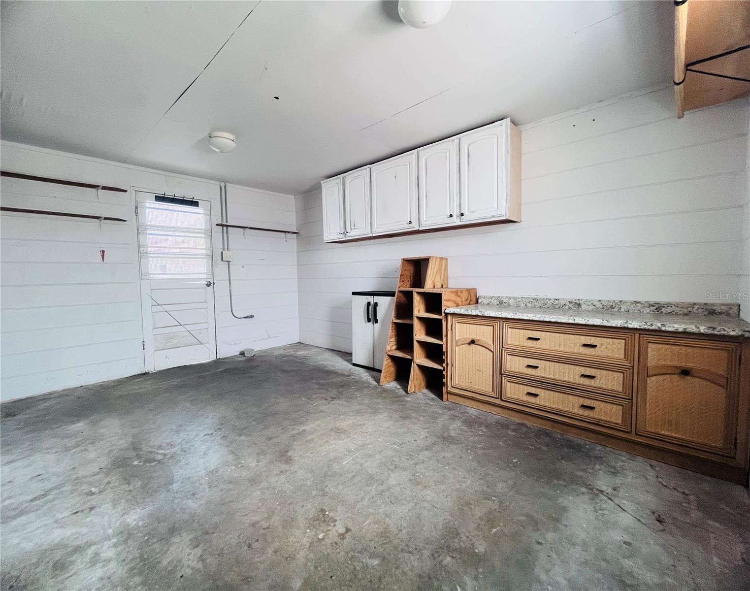 6050 MASSACHUSETTS AVE, NEW PORT RICHEY, FL, 34653